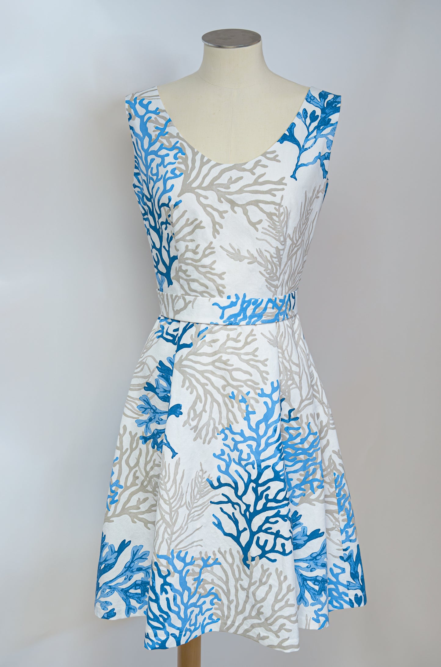 Robe corail bleue en coton : Ondine