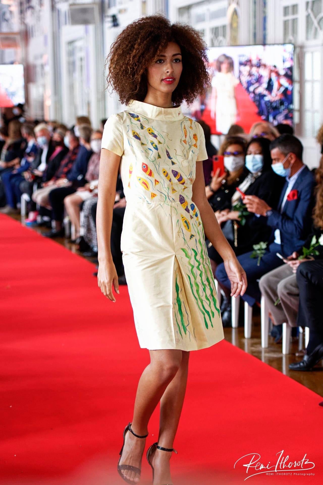 Robe en soie : Océanie