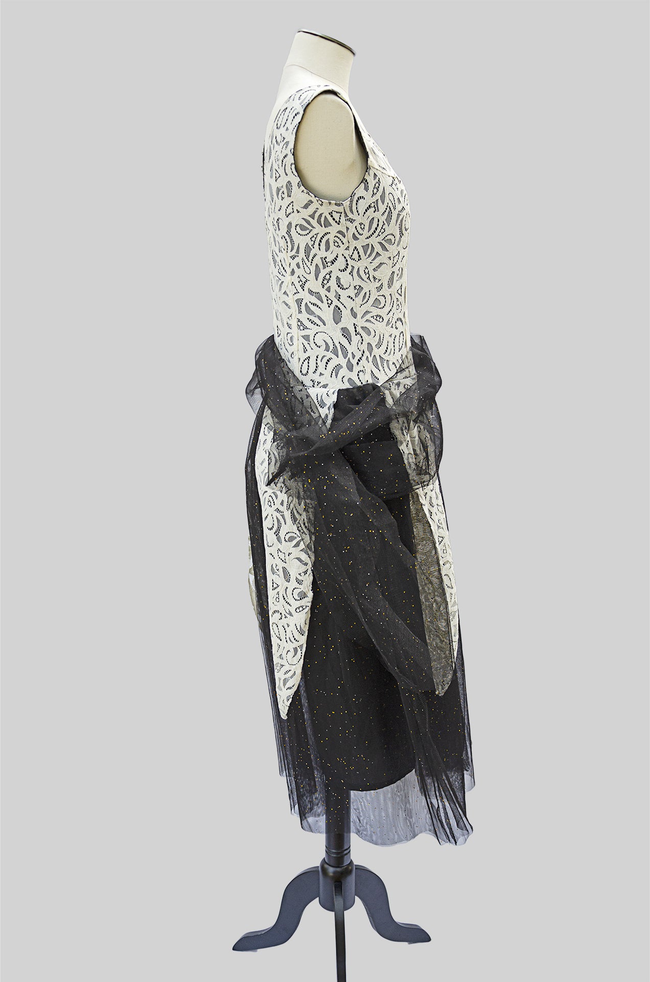 Robe en dentelle : LAURENCIA