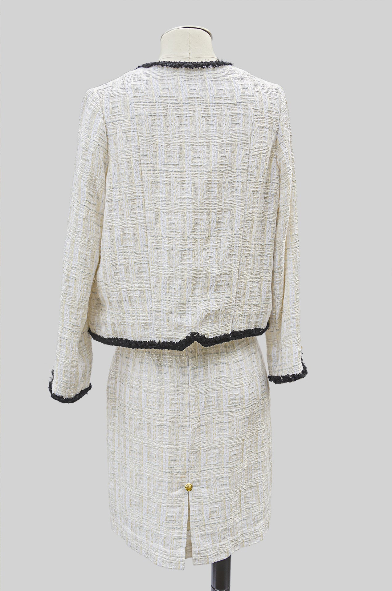 Tailleur en tweed : CLARA & ALVA