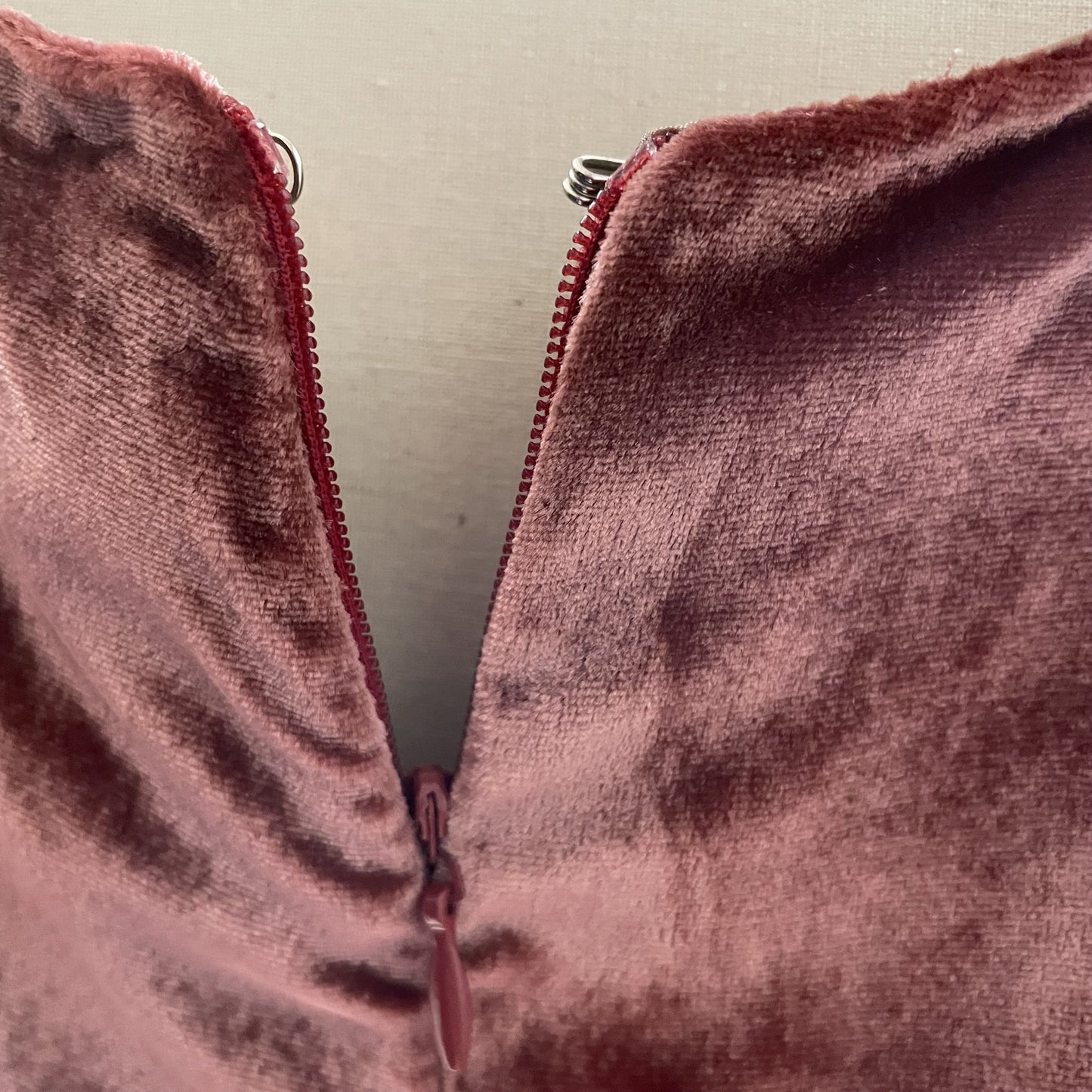Robe en velours de soie : Sofia