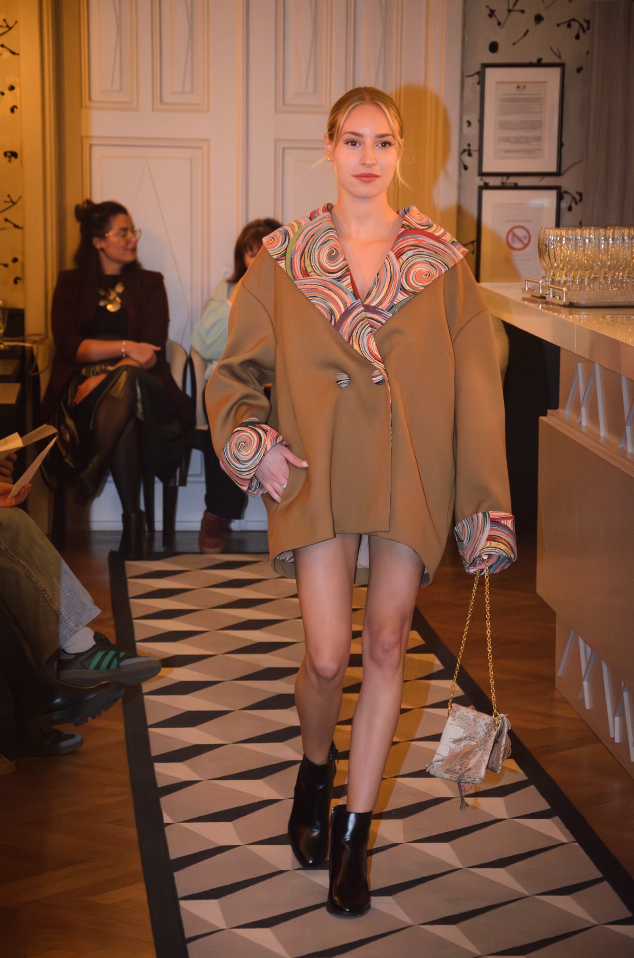 Veste longue en laine : Cassiopea