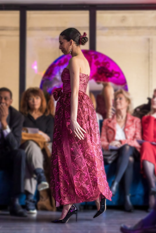 Robe de soirée modulable en soie brodée Chloé