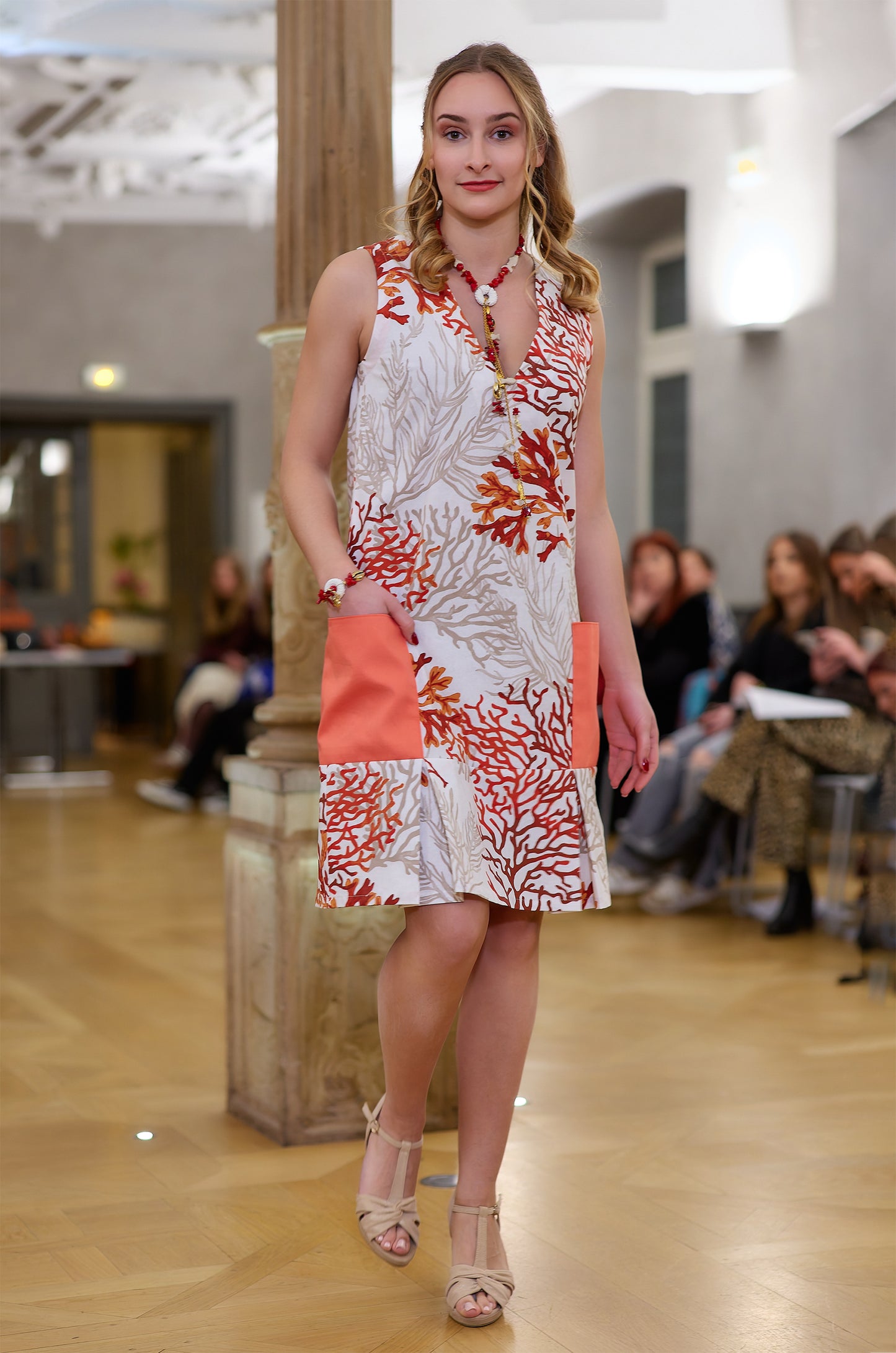 Robe corail rouge en coton : Naia